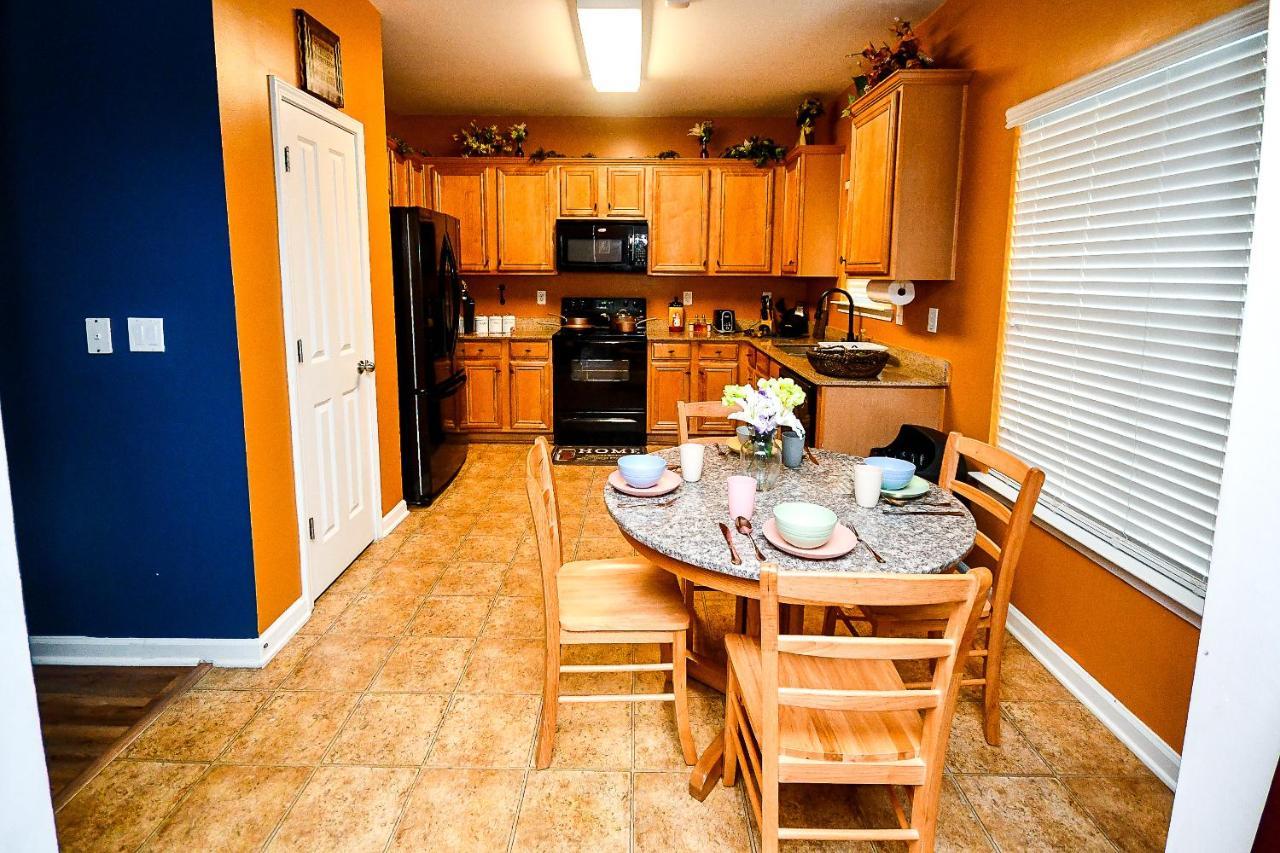 4 - Bed Home With Cali King Bed, 12 Mins To Dtwn أتلانتا المظهر الخارجي الصورة